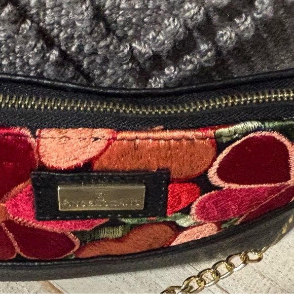 ❤️Designer Angel Lorenzo Mi Todo Crossbody - Picture 4 of 6